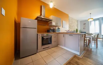 Cuisine ou kitchenette dans l'établissement Hyper Centre Gare TER - 4 lits - 6 couchages