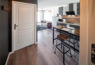 Cuisine ou kitchenette dans l'établissement Versant Est