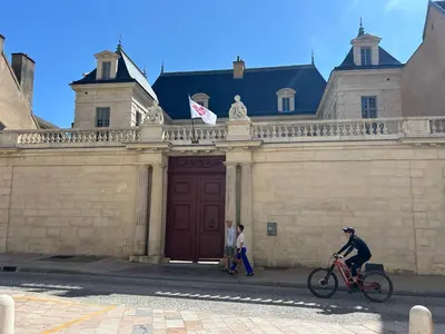 Clients de l'établissement La Diligence - Logement climatisé au coeur de Dijon