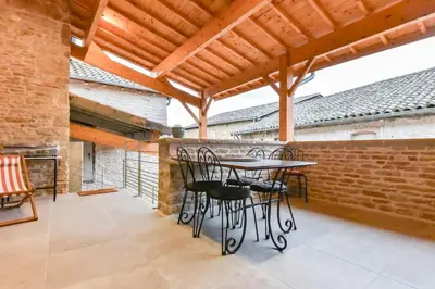 Balcon ou terrasse dans l'établissement Le Chardonnay T3, terrasse 30 m2 & parking privé