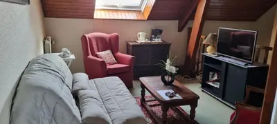 Télévision ou salle de divertissement dans l'établissement chambre dans villa