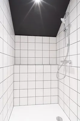 Salle de bains dans l'établissement Le Jaune Girasol - Résidence Mariotte