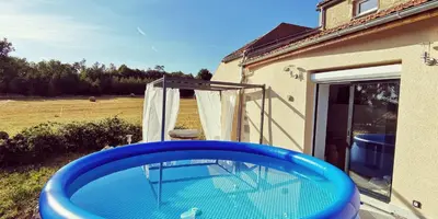 Piscine de l'établissement OlbiaMorvan ou située à proximité