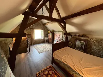 Un ou plusieurs lits dans un hébergement de l'établissement Old stone house Burgundy France