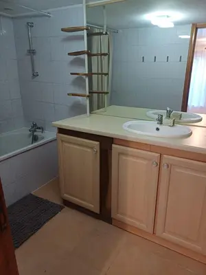 Salle de bains dans l'établissement Charmant studio au rez de chaussée