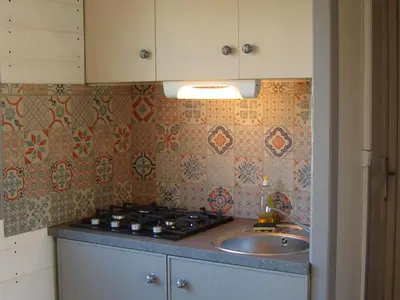 Cuisine ou kitchenette dans l'établissement Chalet cosy avec terrasse, 5 personnes, cuisine équipée - API-1-52-1123