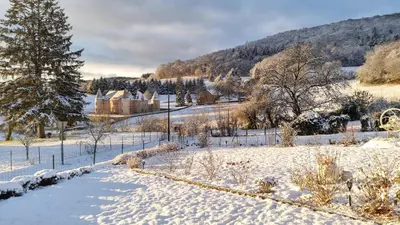 L'établissement Le Coquelicot, maison au calme dans le Morvan en hiver