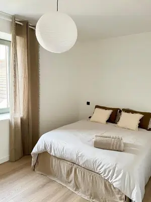 Un ou plusieurs lits dans un hébergement de l'établissement Appartement aux pieds des vignes - 5 min de Beaune