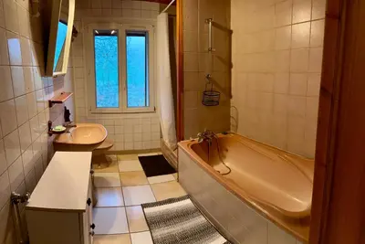 Salle de bains dans l'établissement La maison de Lydie