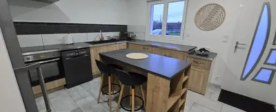 Cuisine ou kitchenette dans l'établissement L'auberge de Villeron