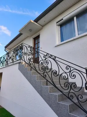 Balcon ou terrasse dans l'établissement 1er étage privatif dans maison individuelle