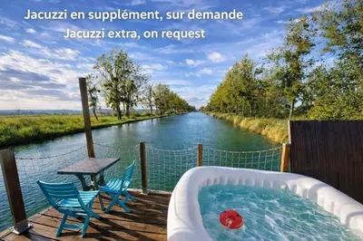 Paysage naturel près de le bateau