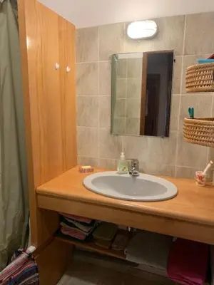 Salle de bains dans l'établissement Maison familiale