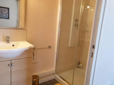 Salle de bains dans l'établissement Domaine des Dravots