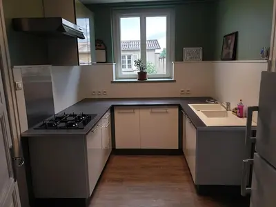 Cuisine ou kitchenette dans l'établissement Domaine des Dravots