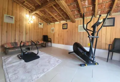 Salle ou équipements de sports de l'établissement Longère Bressane