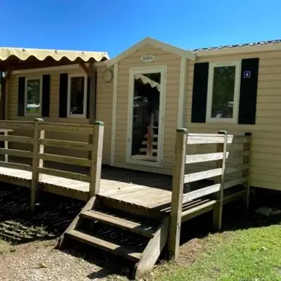 Mobil-home 6 pers avec terrasse au camping Arquebuse - API-1-52-1364