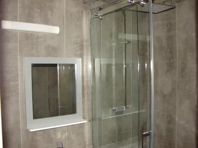 Salle de bains dans l'établissement ZEcamping 4 animaux acceptés avec piscine couverte et restaurant