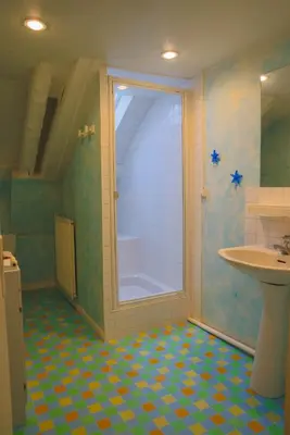 Salle de bains dans l'établissement L'Ancien Relais