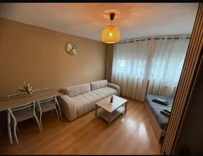 Coin salon dans l'établissement Studio - Chalon-sur-Saône