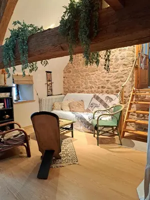 Coin salon dans l'établissement maison la Bambine chambre esprit château