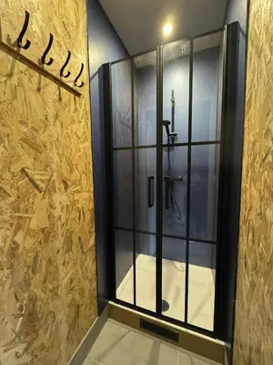 Salle de bains dans l'établissement Insolite, Familial en 3 étoiles, Truffe et Spa