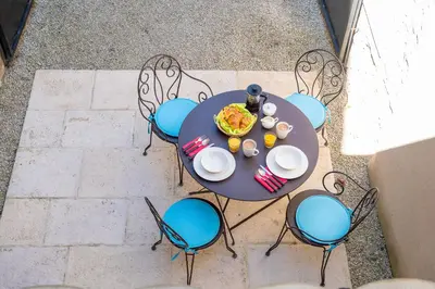 Nourriture dans l'appartement ou à proximité