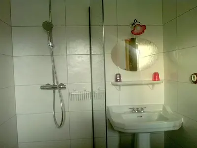 Salle de bains dans l'établissement Chez les Goyp