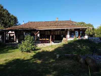 Jardin de l'établissement Gites de la Pyramide