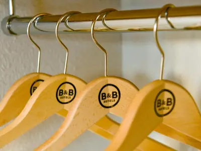 Certificat, récompense, panneau ou autre document affiché dans l'établissement B&B HOTEL Dijon Centre