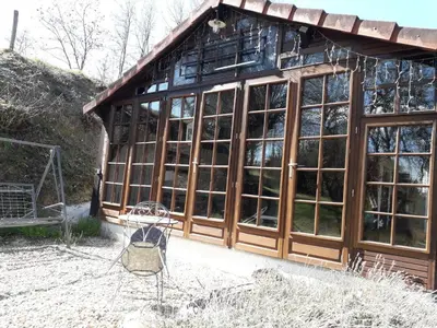 Jardin de l'établissement Dependance du Moulin Galuzot