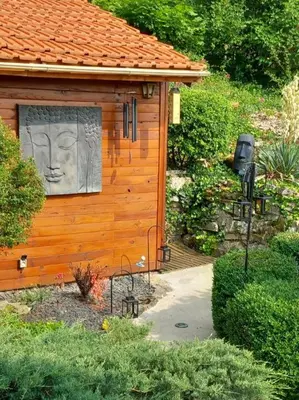 Jardin de l'établissement Les Allumettes d'Ecorsaint
