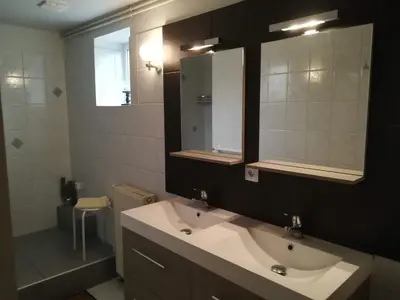 Salle de bains dans l'établissement Gîte de la Forêt