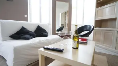 Boissons dans l'établissement Le Corton de Beaune, appartement classé 3 étoiles