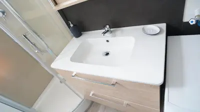 Salle de bains dans l'établissement Le Corton de Beaune, appartement classé 3 étoiles