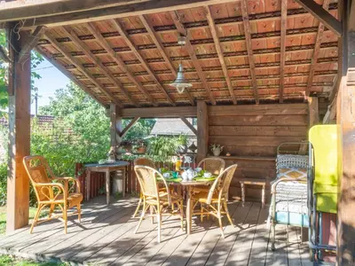 Terrasse ou espace extérieur de l'établissement Holiday Home Marguerite by Interhome