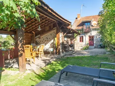 Jardin de l'établissement Holiday Home Marguerite by Interhome