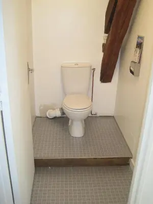 Salle de bains dans l'établissement Maison Saint Louis