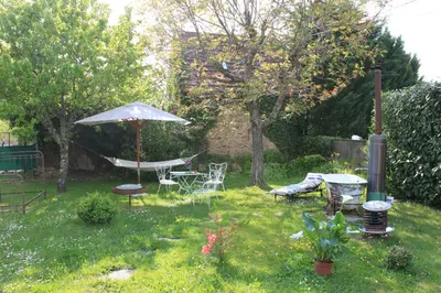 Jardin de l'établissement L'Escale du Banquet