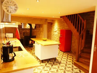 Cuisine ou kitchenette dans l'établissement Chez Henriette