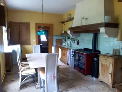 Cuisine ou kitchenette dans l'établissement Château Bel-Air