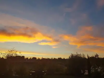Lever ou coucher de soleil vu de le B&B/chambre d'hôtes ou à proximité