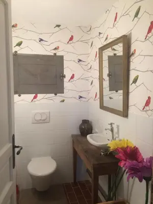 Salle de bains dans l'établissement Chambres d Hôtes Les Filles Tresy