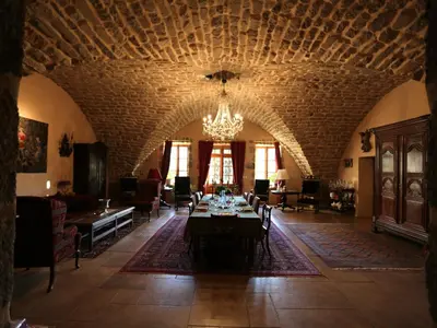 Coin salon dans l'établissement Le Moulin Rénové