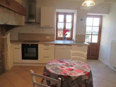 Cuisine ou kitchenette dans l'établissement Le clos de la perdrix