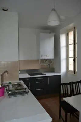 Cuisine ou kitchenette dans l'établissement Les Charmottes