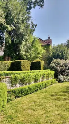 Jardin de l'établissement Chambres d'Hotes à La Chandelle