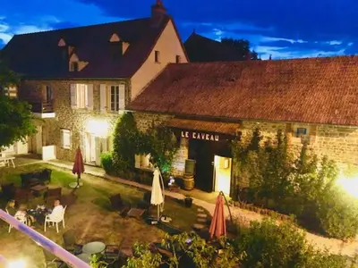 Jardin de l'établissement Domaine de Vandenesse Et Spa