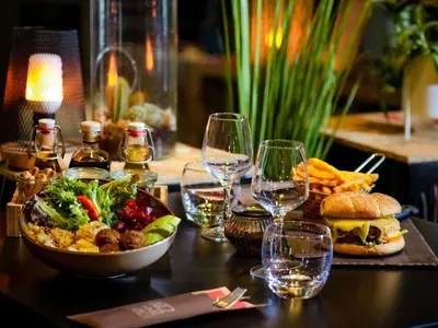 Nourriture dans l'hôtel ou à proximité