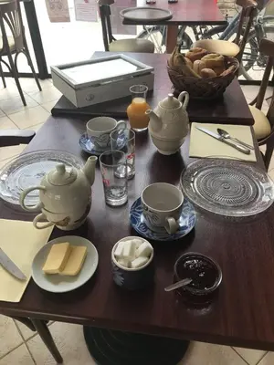 Nourriture dans l'hôtel ou à proximité
